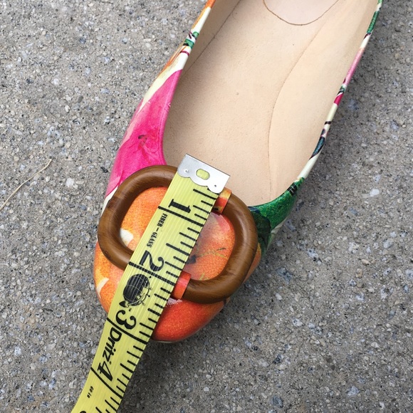 Stuart Weitzman Patent Leather Resort Wear Flats - Picture 14 of 16